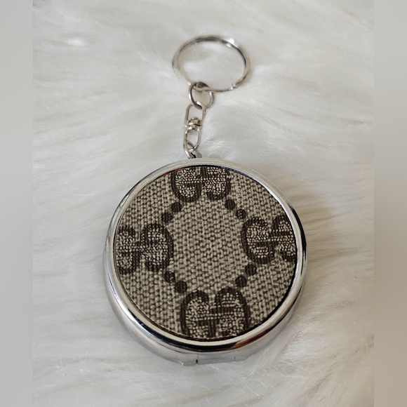💊 Gucci Pill Case 💊 - Picture 2 of 6